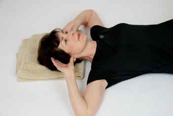 chest stretches for rounded shoulders